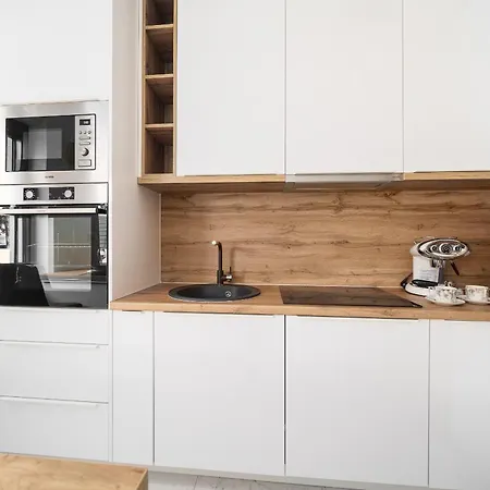 Golden Skyrooftop Pool